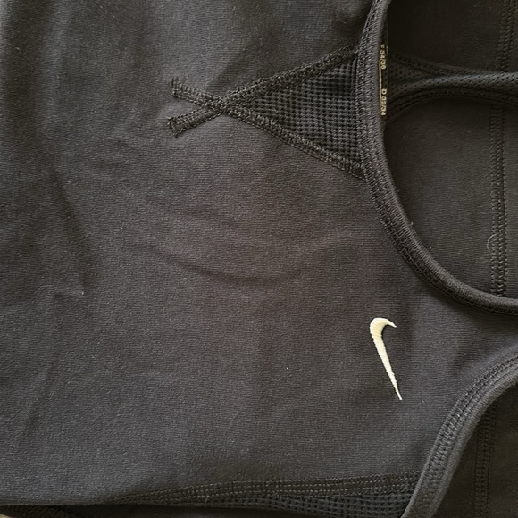 Nike workout tank - Picture 4 of 5